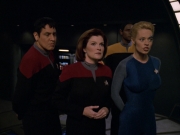 extant_StarTrek_VOY_5x19-TheFight_00901.jpg