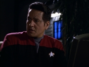 Filename=extant_StarTrek_VOY_5x19-TheFight_00957.jpg
Filesize=139KiB
Dimensions=1200x900
Date added=Nov 21, 2019 extant_StarTrek_VOY_5x19-TheFight_00957.jpg