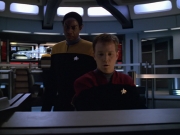 Filename=extant_StarTrek_VOY_5x19-TheFight_01043.jpg
Filesize=170KiB
Dimensions=1200x900
Date added=Nov 21, 2019 extant_StarTrek_VOY_5x19-TheFight_01043.jpg