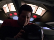 Filename=extant_StarTrek_VOY_5x19-TheFight_01133.jpg
Filesize=133KiB
Dimensions=1200x900
Date added=Nov 21, 2019 extant_StarTrek_VOY_5x19-TheFight_01133.jpg