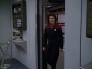 extant_StarTrek_VOY_5x19-TheFight_01168.jpg