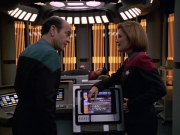 Filename=extant_StarTrek_VOY_5x19-TheFight_01194.jpg
Filesize=221KiB
Dimensions=1200x900
Date added=Nov 21, 2019 extant_StarTrek_VOY_5x19-TheFight_01194.jpg
