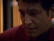 extant_StarTrek_VOY_5x19-TheFight_01320.jpg