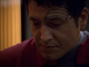 extant_StarTrek_VOY_5x19-TheFight_01324.jpg