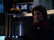 extant_StarTrek_VOY_5x19-TheFight_01356.jpg