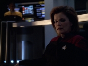 extant_StarTrek_VOY_5x19-TheFight_01401.jpg