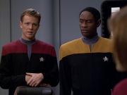 Filename=extant_StarTrek_VOY_5x19-TheFight_01509.jpg
Filesize=146KiB
Dimensions=1200x900
Date added=Nov 21, 2019 extant_StarTrek_VOY_5x19-TheFight_01509.jpg