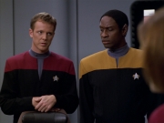 Filename=extant_StarTrek_VOY_5x19-TheFight_01510.jpg
Filesize=147KiB
Dimensions=1200x900
Date added=Nov 21, 2019 extant_StarTrek_VOY_5x19-TheFight_01510.jpg