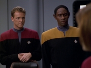 Filename=extant_StarTrek_VOY_5x19-TheFight_01517.jpg
Filesize=155KiB
Dimensions=1200x900
Date added=Nov 21, 2019 extant_StarTrek_VOY_5x19-TheFight_01517.jpg