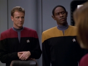 Filename=extant_StarTrek_VOY_5x19-TheFight_01518.jpg
Filesize=138KiB
Dimensions=1200x900
Date added=Nov 21, 2019 extant_StarTrek_VOY_5x19-TheFight_01518.jpg