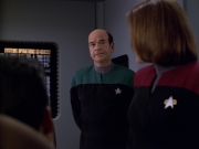 Filename=extant_StarTrek_VOY_5x19-TheFight_01523.jpg
Filesize=134KiB
Dimensions=1200x900
Date added=Nov 21, 2019 extant_StarTrek_VOY_5x19-TheFight_01523.jpg