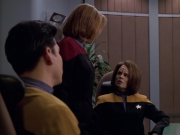 Filename=extant_StarTrek_VOY_5x19-TheFight_01537.jpg
Filesize=143KiB
Dimensions=1200x900
Date added=Nov 21, 2019 extant_StarTrek_VOY_5x19-TheFight_01537.jpg