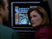 Filename=extant_StarTrek_VOY_5x19-TheFight_01547.jpg
Filesize=179KiB
Dimensions=1200x900
Date added=Nov 21, 2019 extant_StarTrek_VOY_5x19-TheFight_01547.jpg
