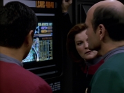 Filename=extant_StarTrek_VOY_5x19-TheFight_01562.jpg
Filesize=157KiB
Dimensions=1200x900
Date added=Nov 21, 2019 extant_StarTrek_VOY_5x19-TheFight_01562.jpg