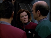 Filename=extant_StarTrek_VOY_5x19-TheFight_01567.jpg
Filesize=146KiB
Dimensions=1200x900
Date added=Nov 21, 2019 extant_StarTrek_VOY_5x19-TheFight_01567.jpg