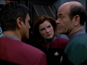 Filename=extant_StarTrek_VOY_5x19-TheFight_01579.jpg
Filesize=160KiB
Dimensions=1200x900
Date added=Nov 21, 2019 extant_StarTrek_VOY_5x19-TheFight_01579.jpg
