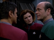 Filename=extant_StarTrek_VOY_5x19-TheFight_01583.jpg
Filesize=157KiB
Dimensions=1200x900
Date added=Nov 21, 2019 extant_StarTrek_VOY_5x19-TheFight_01583.jpg