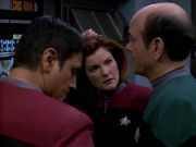 Filename=extant_StarTrek_VOY_5x19-TheFight_01594.jpg
Filesize=165KiB
Dimensions=1200x900
Date added=Nov 21, 2019 extant_StarTrek_VOY_5x19-TheFight_01594.jpg