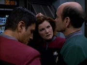 Filename=extant_StarTrek_VOY_5x19-TheFight_01595.jpg
Filesize=155KiB
Dimensions=1200x900
Date added=Nov 21, 2019 extant_StarTrek_VOY_5x19-TheFight_01595.jpg