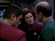 Filename=extant_StarTrek_VOY_5x19-TheFight_01597.jpg
Filesize=153KiB
Dimensions=1200x900
Date added=Nov 21, 2019 extant_StarTrek_VOY_5x19-TheFight_01597.jpg