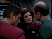 extant_StarTrek_VOY_5x19-TheFight_01598.jpg
