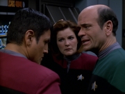 Filename=extant_StarTrek_VOY_5x19-TheFight_01602.jpg
Filesize=158KiB
Dimensions=1200x900
Date added=Nov 21, 2019 extant_StarTrek_VOY_5x19-TheFight_01602.jpg