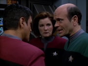 Filename=extant_StarTrek_VOY_5x19-TheFight_01617.jpg
Filesize=157KiB
Dimensions=1200x900
Date added=Nov 21, 2019 extant_StarTrek_VOY_5x19-TheFight_01617.jpg