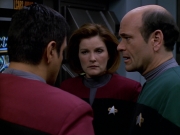 Filename=extant_StarTrek_VOY_5x19-TheFight_01622.jpg
Filesize=156KiB
Dimensions=1200x900
Date added=Nov 21, 2019 extant_StarTrek_VOY_5x19-TheFight_01622.jpg