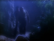 Filename=extant_StarTrek_VOY_5x19-TheFight_01726.jpg
Filesize=123KiB
Dimensions=1200x900
Date added=Nov 21, 2019 extant_StarTrek_VOY_5x19-TheFight_01726.jpg