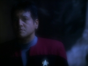 extant_StarTrek_VOY_5x19-TheFight_01799.jpg