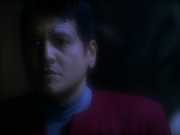extant_StarTrek_VOY_5x19-TheFight_01803.jpg