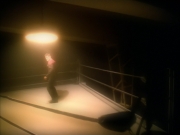 extant_StarTrek_VOY_5x19-TheFight_01827.jpg