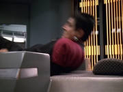 Filename=extant_StarTrek_VOY_5x19-TheFight_01837.jpg
Filesize=198KiB
Dimensions=1200x900
Date added=Nov 21, 2019 extant_StarTrek_VOY_5x19-TheFight_01837.jpg