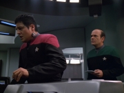 Filename=extant_StarTrek_VOY_5x19-TheFight_01841.jpg
Filesize=138KiB
Dimensions=1200x900
Date added=Nov 21, 2019 extant_StarTrek_VOY_5x19-TheFight_01841.jpg