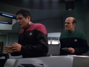 Filename=extant_StarTrek_VOY_5x19-TheFight_01851.jpg
Filesize=151KiB
Dimensions=1200x900
Date added=Nov 21, 2019 extant_StarTrek_VOY_5x19-TheFight_01851.jpg