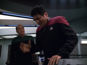 Filename=extant_StarTrek_VOY_5x19-TheFight_01863.jpg
Filesize=153KiB
Dimensions=1200x900
Date added=Nov 21, 2019 extant_StarTrek_VOY_5x19-TheFight_01863.jpg