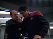 Filename=extant_StarTrek_VOY_5x19-TheFight_01869.jpg
Filesize=150KiB
Dimensions=1200x900
Date added=Nov 21, 2019 extant_StarTrek_VOY_5x19-TheFight_01869.jpg