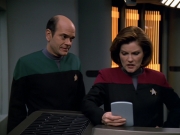 Filename=extant_StarTrek_VOY_5x19-TheFight_01972.jpg
Filesize=162KiB
Dimensions=1200x900
Date added=Nov 21, 2019 extant_StarTrek_VOY_5x19-TheFight_01972.jpg
