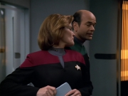 Filename=extant_StarTrek_VOY_5x19-TheFight_01981.jpg
Filesize=141KiB
Dimensions=1200x900
Date added=Nov 21, 2019 extant_StarTrek_VOY_5x19-TheFight_01981.jpg
