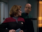 Filename=extant_StarTrek_VOY_5x19-TheFight_01982.jpg
Filesize=153KiB
Dimensions=1200x900
Date added=Nov 21, 2019 extant_StarTrek_VOY_5x19-TheFight_01982.jpg