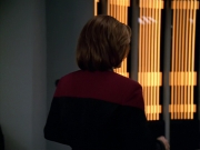 Filename=extant_StarTrek_VOY_5x19-TheFight_01989.jpg
Filesize=166KiB
Dimensions=1200x900
Date added=Nov 21, 2019 extant_StarTrek_VOY_5x19-TheFight_01989.jpg