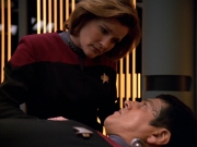 extant_StarTrek_VOY_5x19-TheFight_02032.jpg