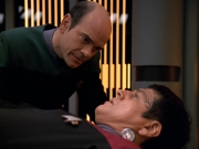 extant_StarTrek_VOY_5x19-TheFight_02047.jpg