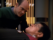 extant_StarTrek_VOY_5x19-TheFight_02050.jpg