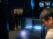 extant_StarTrek_VOY_5x19-TheFight_02301.jpg