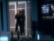 extant_StarTrek_VOY_5x19-TheFight_02317.jpg