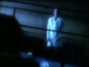 extant_StarTrek_VOY_5x19-TheFight_02369.jpg