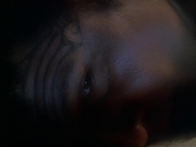 extant_StarTrek_VOY_5x19-TheFight_02421.jpg