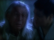 extant_StarTrek_VOY_5x19-TheFight_02617.jpg