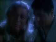 extant_StarTrek_VOY_5x19-TheFight_02631.jpg